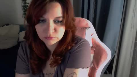 Snapshot of millapoolys chatting on 11/11/25, 11:27 Milla online show from 11/11/25, 11:27