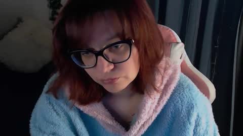 Snapshot of millapoolys chatting on 12/02/25, 11:37 Milla online show from 12/02/25, 11:37