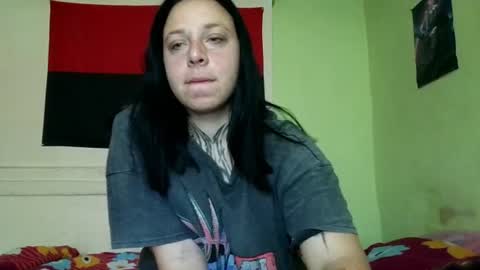 Snapshot of millasourrety chatting on 06/14/26, 07:54 MillaSourretY online show from 06/14/26, 07:54