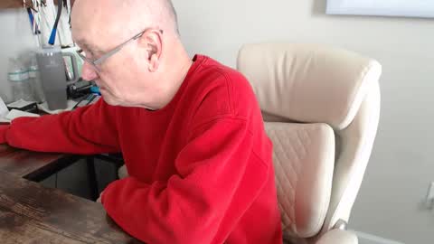 Snapshot of millenium0129 chatting on 02/03/26, 05:40 millenium0129 online show from 02/03/26, 05:40