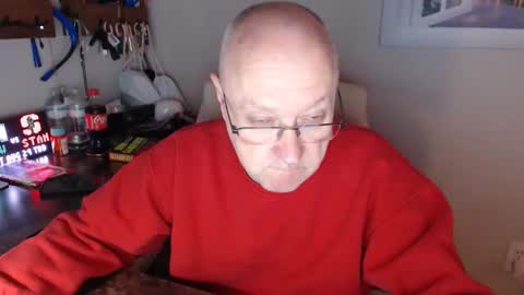 Snapshot of millenium0129 chatting on 03/17/26, 01:10 millenium0129 online show from 03/17/26, 01:10