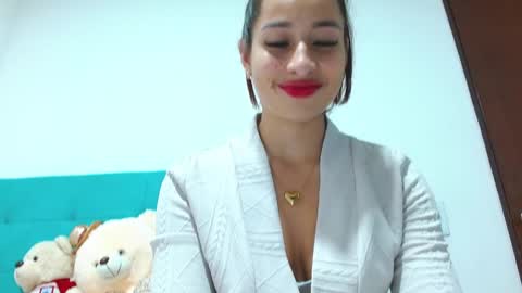 Aleja online show from 12/04/24, 02:42
