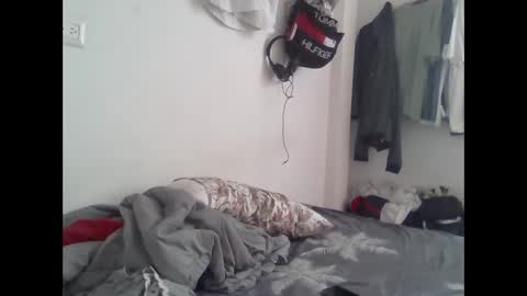 Snapshot of millerthh chatting on 05/19/26, 06:03 millerthh online show from 05/19/26, 06:03