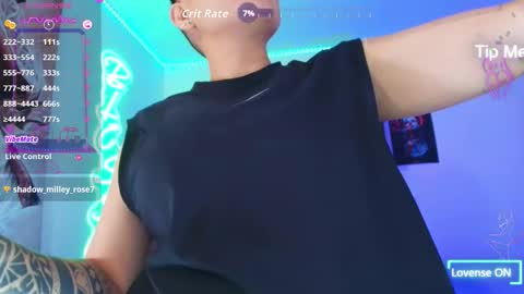 Im girl my name is Johana  online show from 10/22/25, 10:31