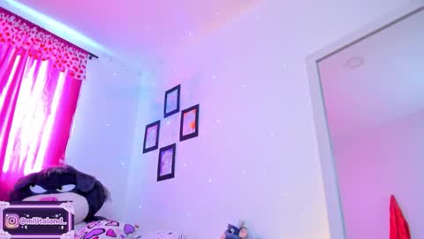 Snapshot of millie_lamar chatting on 11/24/25, 03:34 online show from 11/24/25, 03:34