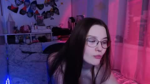 Snapshot of milliedoll chatting on 02/07/26, 05:27 Millie online show from 02/07/26, 05:27