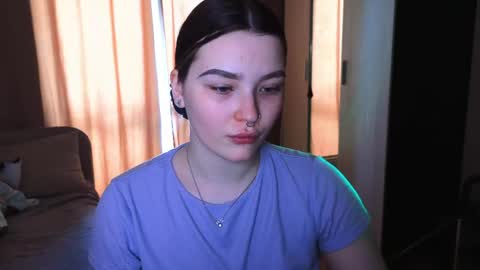 Snapshot of milliedoll chatting on 04/22/26, 07:44 Millie online show from 04/22/26, 07:44