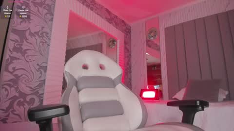 Ana Maria online show from 01/03/25, 02:08