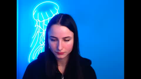 Milly online show from 03/05/25, 10:44