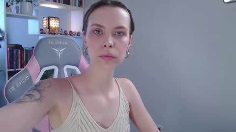 Milly online show from 02/17/25, 07:15
