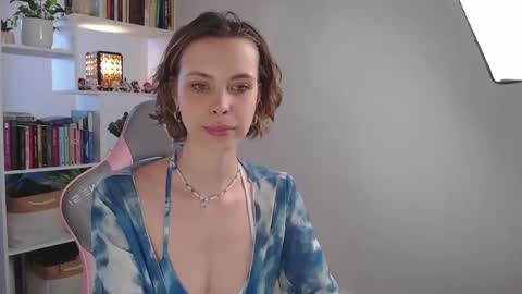 Milly online show from 02/25/25, 07:09