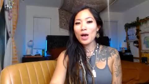 milo_and_macii online show from 09/12/25, 05:40
