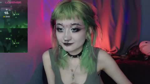 milten_trish online show from 05/17/26, 11:23