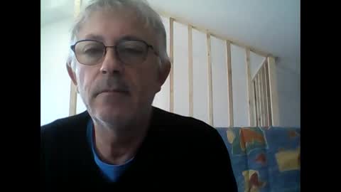 Snapshot of milu72 chatting on 10/12/25, 12:04 milu72 online show from 10/12/25, 12:04