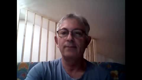 Snapshot of milu72 chatting on 12/19/25, 04:36 milu72 online show from 12/19/25, 04:36