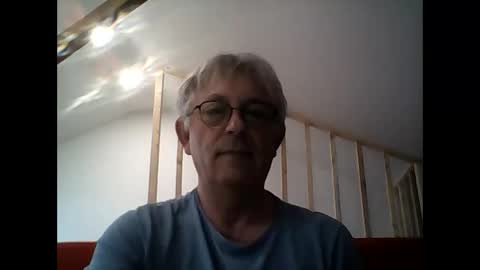 Snapshot of milu72 chatting on 02/22/26, 02:15 milu72 online show from 02/22/26, 02:15