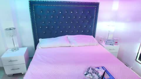 Snapshot of milu_ballmer chatting on 10/18/25, 11:33 Milu ballmer online show from 10/18/25, 11:33