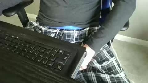 milwaukeebadger24 online show from 03/05/25, 04:57