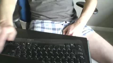 milwaukeebadger24 online show from 11/23/25, 04:40