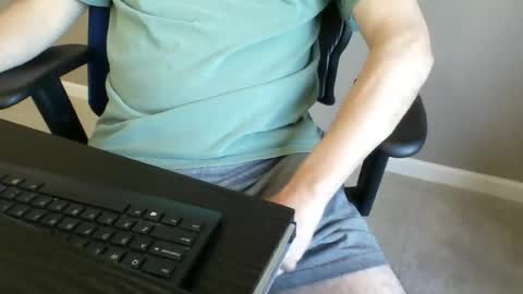 milwaukeebadger24 online show from 06/19/26, 01:37