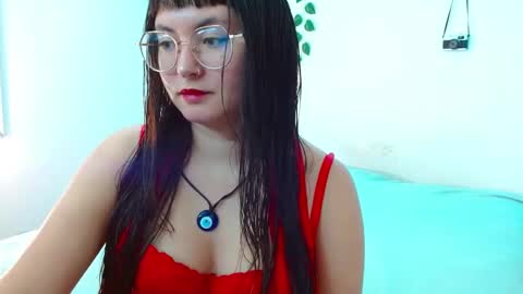 mily_baker online show from 12/24/24, 07:33