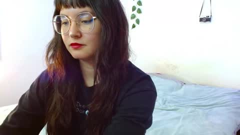 mily_baker online show from 01/13/25, 09:20