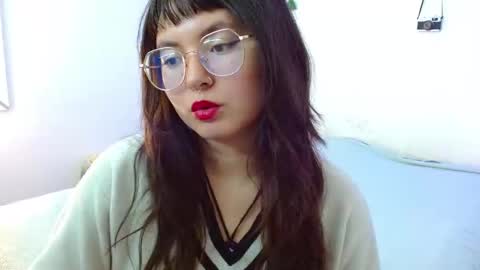 mily_baker online show from 01/22/25, 05:28
