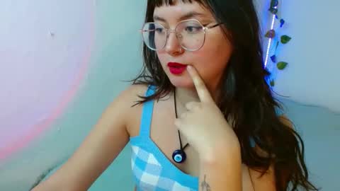 mily_baker online show from 02/03/25, 06:07