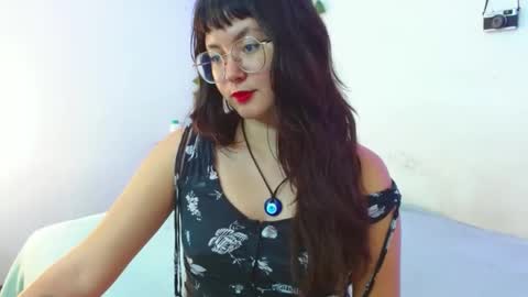 mily_baker online show from 02/22/25, 07:58