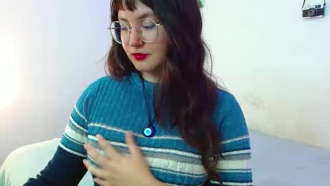 mily_baker online show from 02/25/25, 06:53