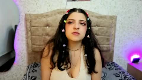 Snapshot of mily_lu chatting on 06/07/26, 05:11 mily online show from 06/07/26, 05:11