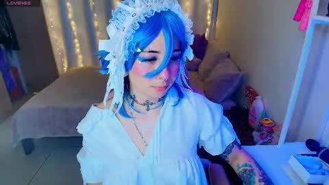 Snapshot of mily_milk_ chatting on 07/14/26, 10:43 mily_milk_ online show from 07/14/26, 10:43