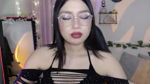 Mily online show from 11/17/25, 10:59