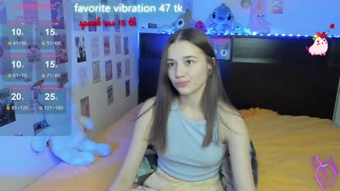 Snapshot of milyamess chatting on 01/26/25, 07:09 Emily online show from 01/26/25, 07:09