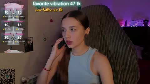 Snapshot of milyamess chatting on 01/11/26, 06:24 Emily online show from 01/11/26, 06:24