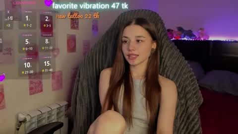 Snapshot of milyamess chatting on 03/10/26, 06:24 Emily online show from 03/10/26, 06:24
