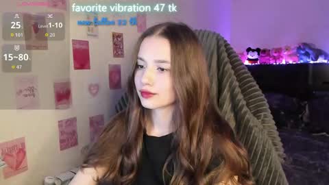 Snapshot of milyamess chatting on 06/01/26, 07:37 Emily online show from 06/01/26, 07:37