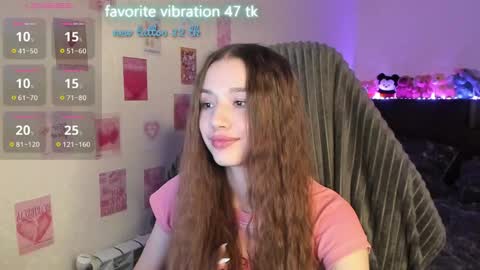 Snapshot of milyamess chatting on 06/08/26, 05:24 Emily online show from 06/08/26, 05:24
