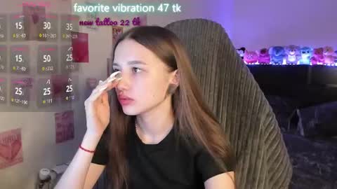 Emily online show from 06/25/26, 05:39
