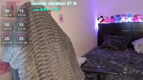 Emily online show from 07/25/26, 06:16