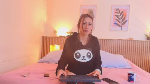 Milly  online show from 01/02/25, 08:13