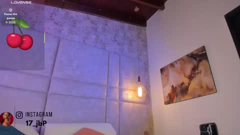 Snapshot of milyy_vermont chatting on 11/14/25, 07:45 Milyy online show from 11/14/25, 07:45