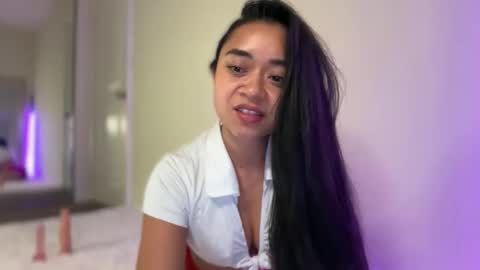 Snapshot of mimibabyxxx chatting on 11/04/25, 06:12 Mimi Baby online show from 11/04/25, 06:12