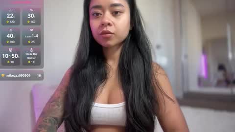 Snapshot of mimibabyxxx chatting on 11/11/25, 07:14 Mimi Baby online show from 11/11/25, 07:14