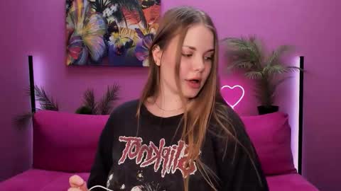 Kelly online show from 10/17/25, 08:17