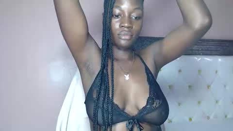 mimiebony online show from 03/25/26, 07:47