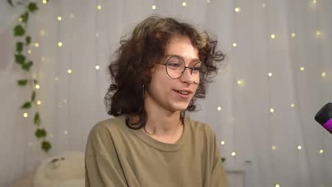  IRIS  online show from 09/19/25, 09:00