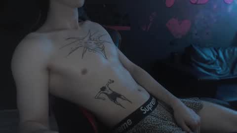 Max online show from 09/21/25, 02:02