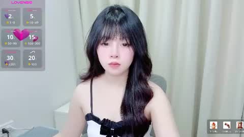 Snapshot of minaaaa69879 chatting on 06/11/26, 02:53 Na online show from 06/11/26, 02:53