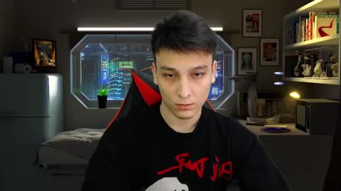 Snapshot of minato_kono chatting on 10/13/25, 05:02 minato_kono online show from 10/13/25, 05:02